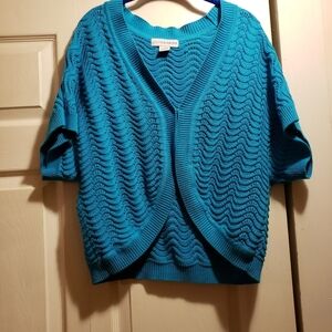🌼Ladies shrug 3/$20